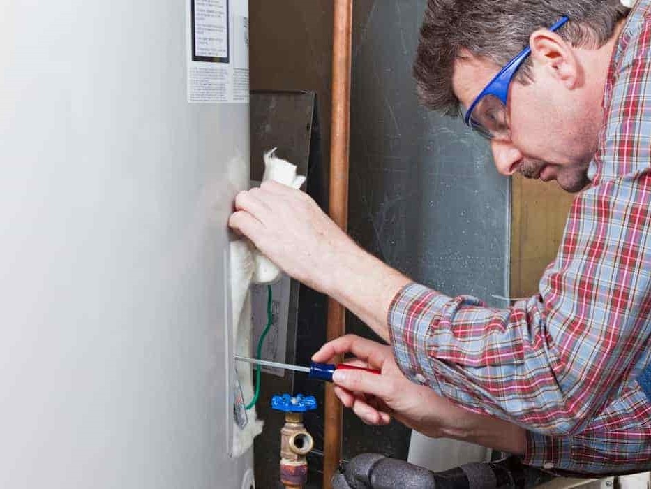 1stChoicePR's tweet photo. When is the perfect time to get your water heater maintained? It is essential to perform maintenance once a year, and 1st Choice Pro Services is here to help you. We will repair the minor problems that we will encounter. https://t.co/33rmEMK0OI