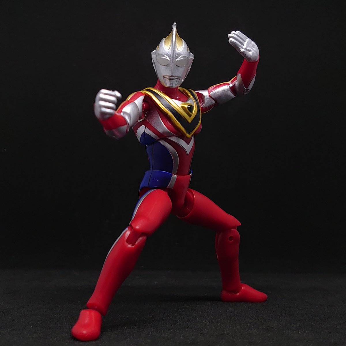 ウルトラマンガイア V2、SSV＆アグルV2 塗装消しゴム