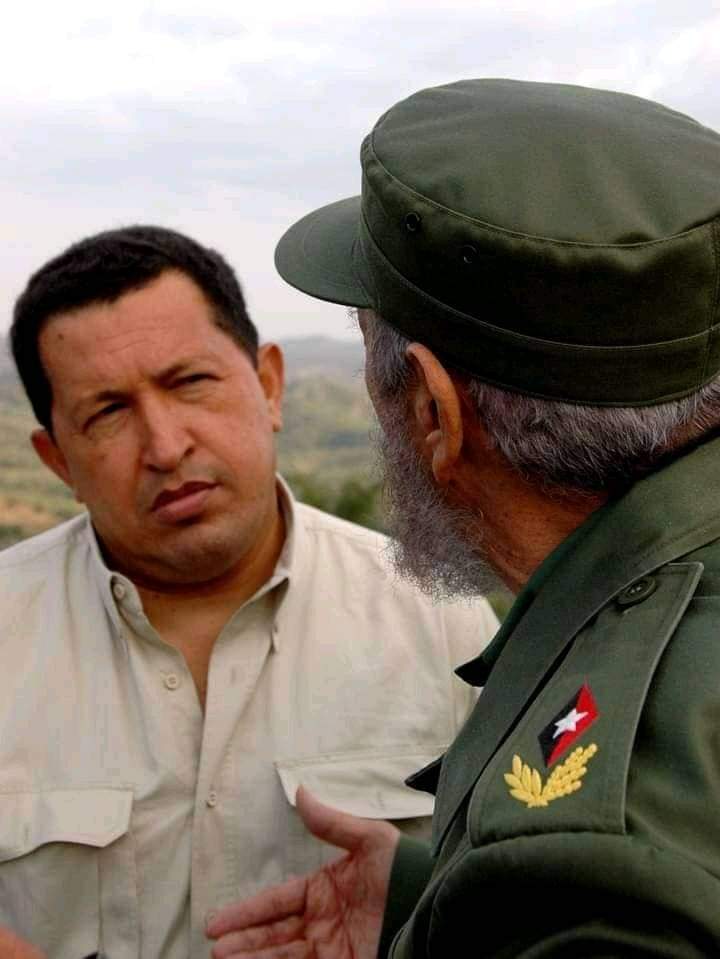 5 de marzo de 2013.Fallece Hugo Rafael Chávez Frías. Líder de la Revolución Bolivariana y el mejor amigo de Cuba.
'....veo a Fidel como un padre y él me ve como un hijo, un hijo del alma...'
#ChavezViveLaLuchaSigue
#FidelPorSiempre
#BMCEnPoptún