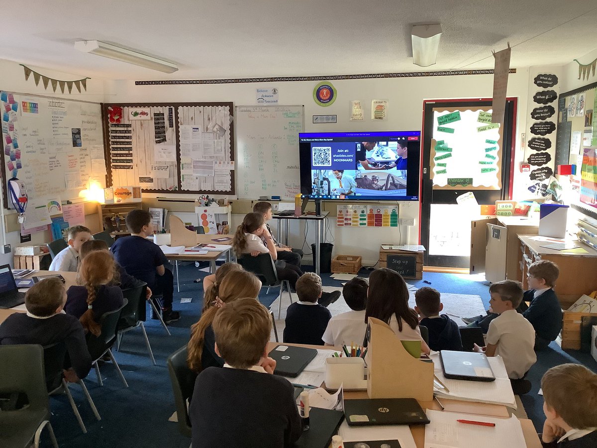 UskPrimary's tweet photo. Dosbarth Willow joining in with ‘To The Moon And Mars’ this afternoon

#MarsDay24 
#MoonandMars
@SpacefundJo 
@ESERO_UK https://t.co/QoO944xEaR