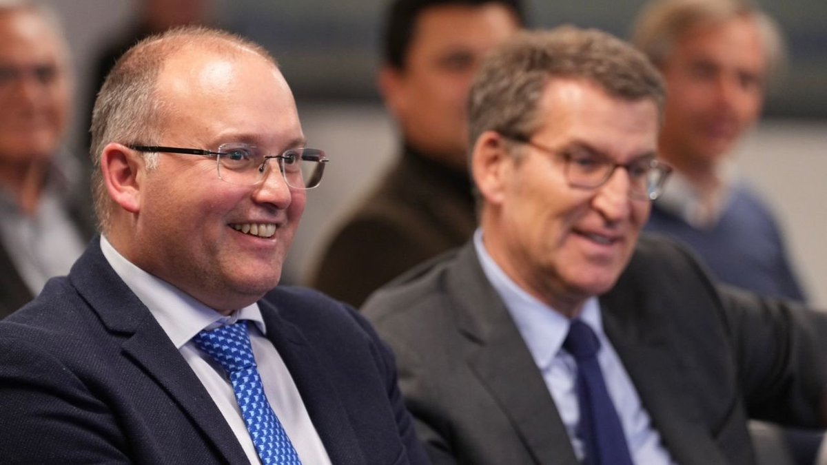 Tellado pidiendo dimisiones por higiene democrática, y lo dice él, el que aparece en el sumario del juez y un tal Alberto. 
Estos del Partido Popular cada vez que abren la boca te descojonas  🤣🤣  !