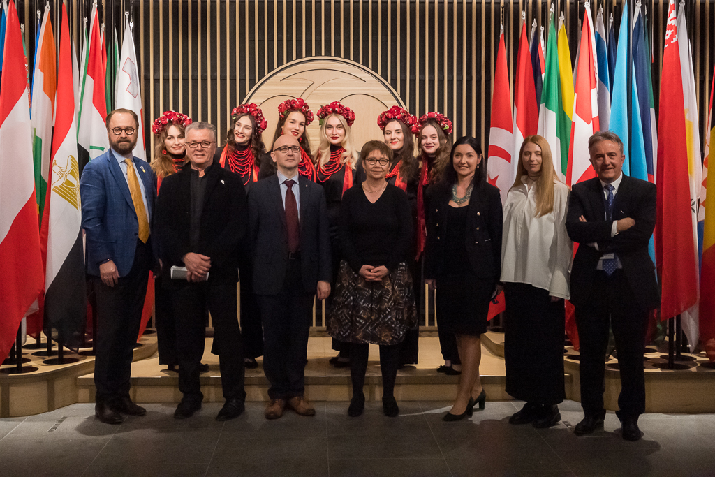 We're proud to host an exhibition of the artefacts collected by the War Fragments Museum in our London HQ.
A moving opening last night with #EBRDUkraine family.

#SupportingUkraine