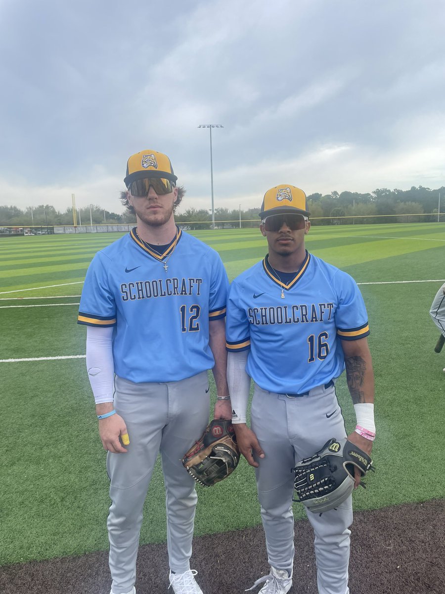 Here’s the surprise… new threads alert 👀🧵

#OcelotPride