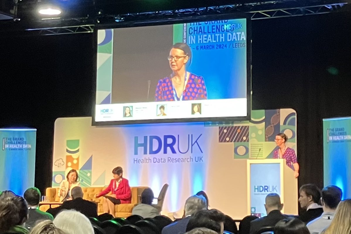 neilpos's tweet photo. Our very own @RhosWalker kicking off a fantastic afternoon with some wonderful international health data partners #HDRconference @HDR_UK https://t.co/McJoMVw2yt