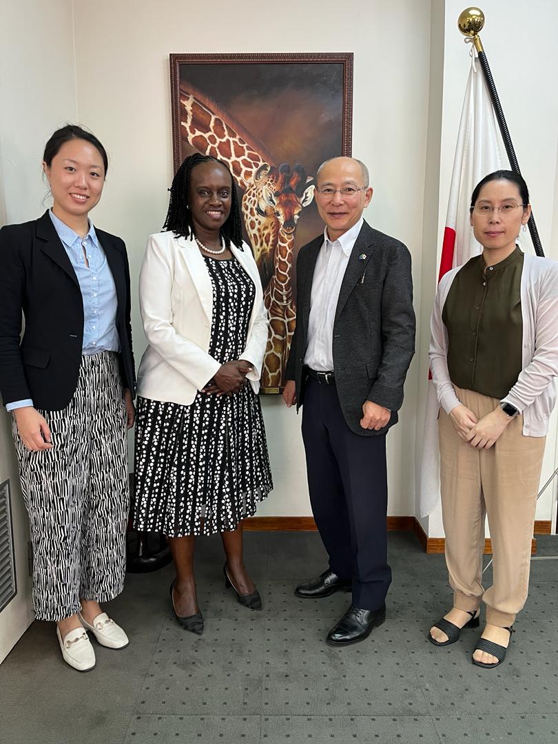 Clara Makenya (@claramakenya) on Twitter photo Was a great honor to meet with HE Misawa Yasushi <a href="/JapanAmb_TZ/">Yoichi Mikami</a>, Japan's ambassador in Tanzania. Japan is among 40 donor countries to the GEF, significantly contributing to the global environment agenda. Worth recognizing this vital support, having concluded UNEA-6 last week. #UNEP Was a great honor to meet with HE Misawa Yasushi <a href="/JapanAmb_TZ/">Yoichi Mikami</a>, Japan's ambassador in Tanzania. Japan is among 40 donor countries to the GEF, significantly contributing to the global environment agenda. Worth recognizing this vital support, having concluded UNEA-6 last week. #UNEP