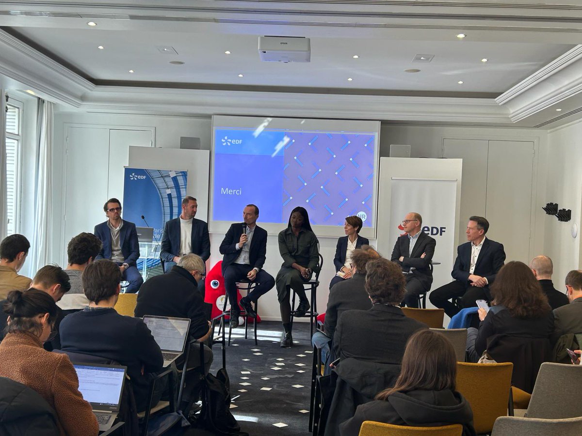 142 jours avant le début des #JOP2024 <a href="/EDFofficiel/">EDF</a> revient sur son engagement pour aider à diviser de moitié l’empreinte carbone de l’événement et contribuer à la réussite de #Paris2024