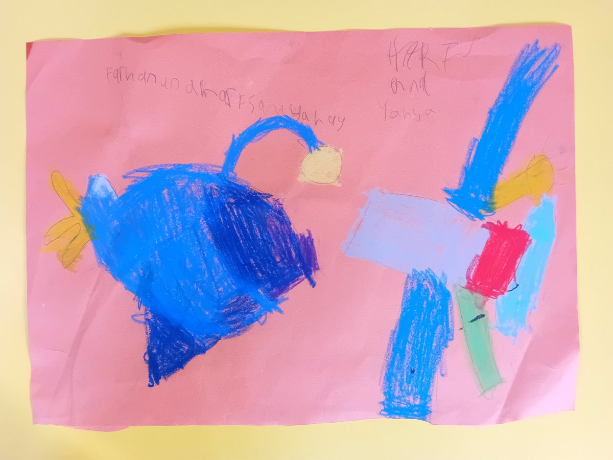 Today I worked with 2R making Explorer Vessels,  it's amazing just how different they are from class to class. Their collaborative drawing are also, soo good!! <a href="/wyndclf/">Wyndcliffe Primary School</a> #Birmingham #primaryArt #ArtistInResidence #JunkModelling