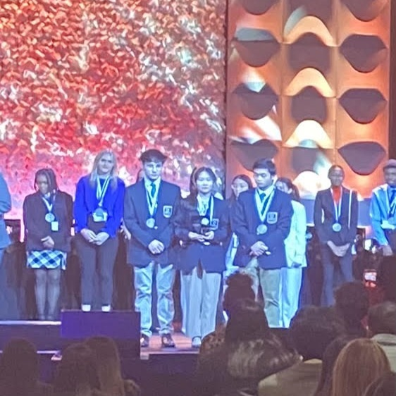 HCHawkEye's tweet photo. Hillcrest DECA qualified for Nationals by achieving the Thrive Level of the Chapter Campaigns. DECA also had four students receive medals for being in the top 10 of their competitive events.#hillcresthawkpride https://t.co/2udLg5OS6j