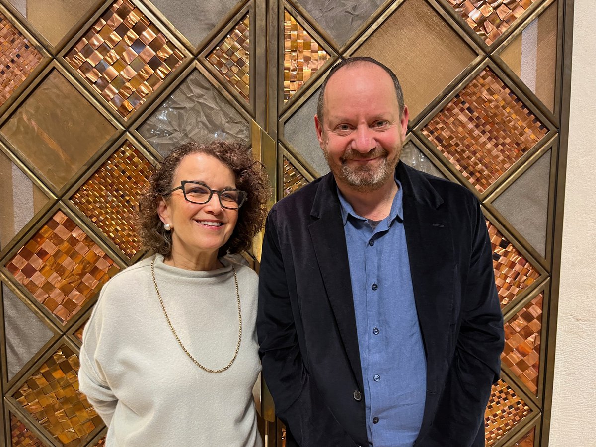 What a privilege to have Philippe Sands, renowned international lawyer and writer, address the LJS congregation during the Shabbat morning service on 24 February. Thanks to Harriett Goldenberg, Chair of the LJS Social Action Committee, for making it happen!