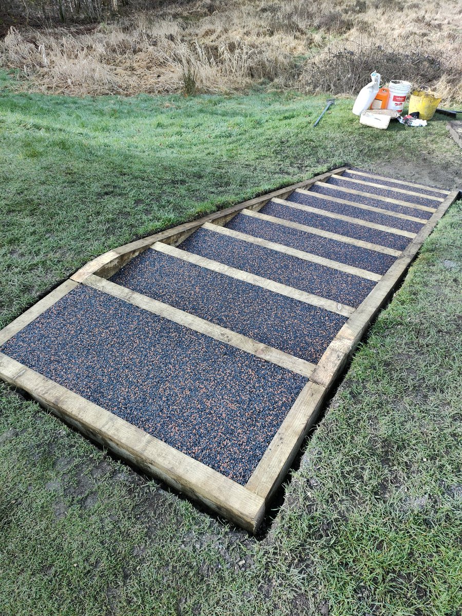 RVResinbound's tweet photo. A small FlexiBound installation today but a giant transformation 😍 
Out with the old slippery sleeper steps. In with anti slip and kinder under foot Ribble Valley Resin steps 🎉 
#steps #recycledrubber #noneslip #porous https://t.co/gArafCMxi3