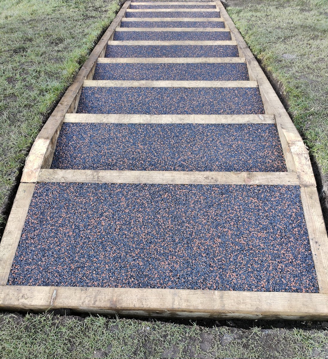 RVResinbound's tweet photo. A small FlexiBound installation today but a giant transformation 😍 
Out with the old slippery sleeper steps. In with anti slip and kinder under foot Ribble Valley Resin steps 🎉 
#steps #recycledrubber #noneslip #porous https://t.co/gArafCMxi3