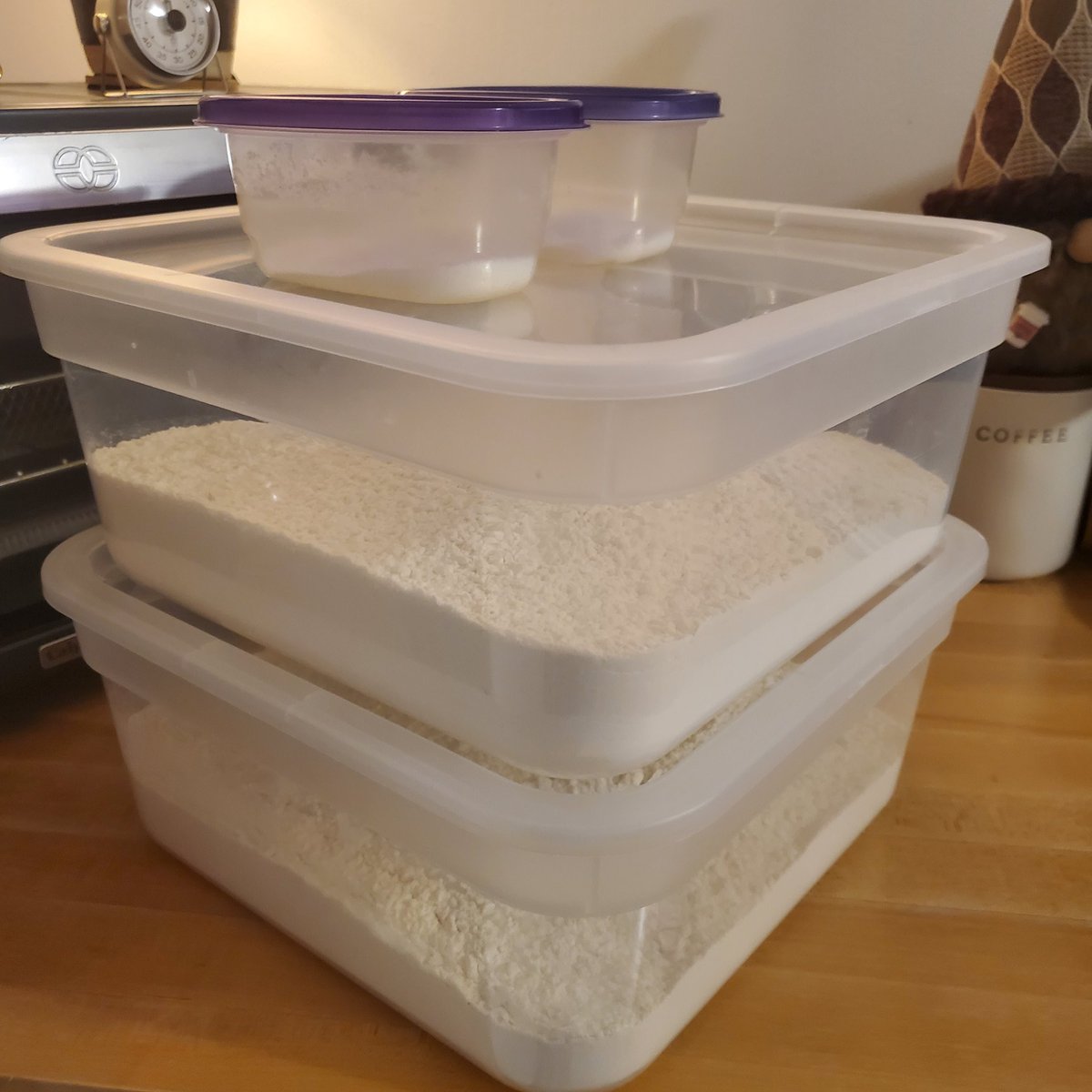 ReneaLynnMN's tweet image. I did a &quot;soft&quot; launch today and I closed orders at 10am! 🤯
Blown away! I knew it&apos;d take off but wow! 🙏
I&apos;m going to need to pivot and rethink when I fully open to the public. 😳
Got ingredients weighed for this bake.
Made a second starter in a hurry.
#sourdough #microbakery