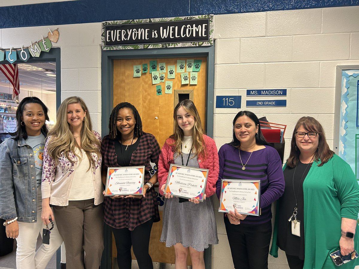 Andrea Lydian tweet media