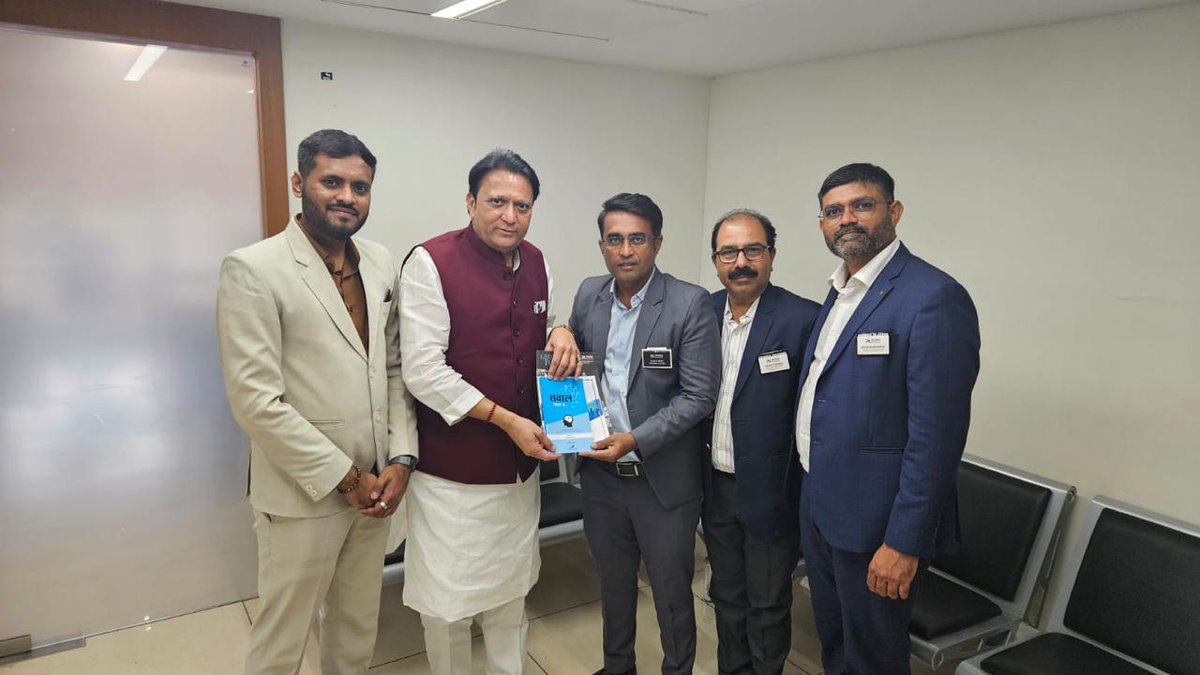ProgressAllianc's tweet photo. Progress Alliance members visited the Gujarat Vidhan Sabha complex to see the proceedings of the House.
.
.
.
#progressalliance #VidhanSabha #VidhanSabhaVisit #DemocracyInAction #growth #entreprener #growingtogether #businesspurpose #entrepreneurgroup #Gujarat https://t.co/E3UL5sFXs8