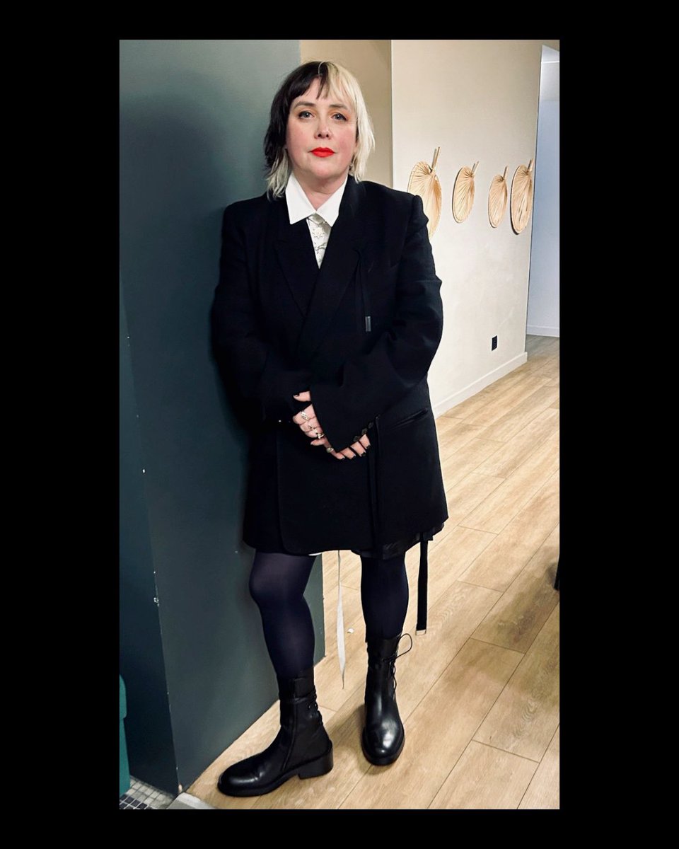 RachelAGoswell's tweet photo. Had a wonderful time at the Ann Demeulemeester show at #ParisFashionWeek ! Stefano Gallici is 🤌🏼! Thank you for inviting me 🤍

#anndemeulemeester https://t.co/YxIkKG7JyM