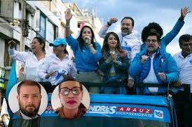 LA INFRACCIÓN ELECTORAL DE PABEL MUÑOZ, ES MÁS CLARA QUE EL AGUA!  AL JUEZ ELECTORAL NO LE QUEDA MÁS QUE DESTITUIRLO, SI NO LO HACE, ES PORQUE ES CORREÍSTA!!  NO HAY MÁS!!  LA FOTO NO PUEDE SER MÁS ELOCUENTE!!