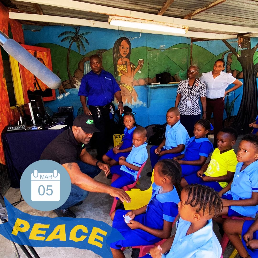 Peace Day in Schools. ‘Let peace run things’ We have to protect our children and give them a peaceful world to thrive in. 🇯🇲 #AOW #DeputyGeneralSecretary #Jamaica