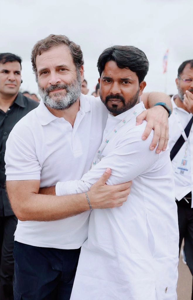 पाकिस्तान प्रेमी ...