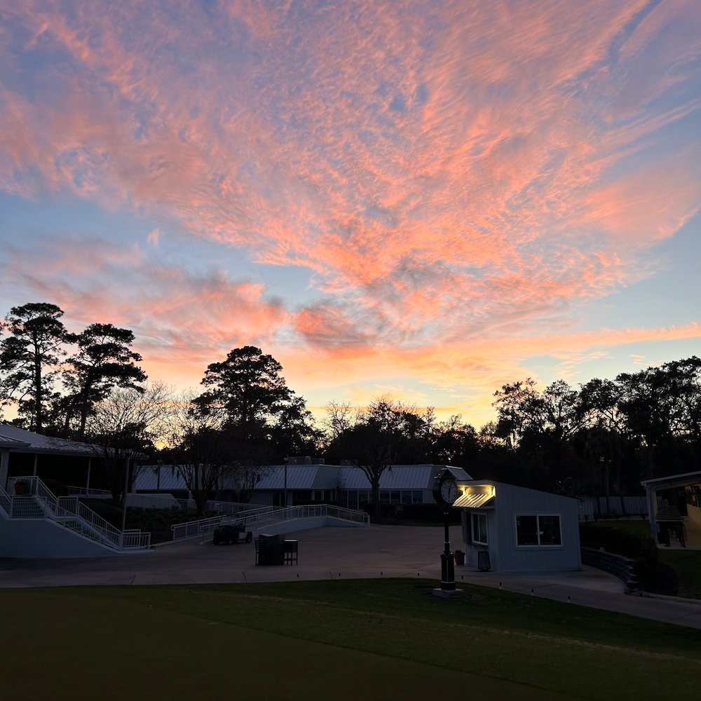 Beautiful sunrise over our Robert Trent Jones Course! ⛳️

Reserve a tee time at one of our 3 World-Class Golf Courses by visiting bit.ly/4b7G7zR. 🏌️‍♂️ #Golf #HHI #SC #PalmettoDunes