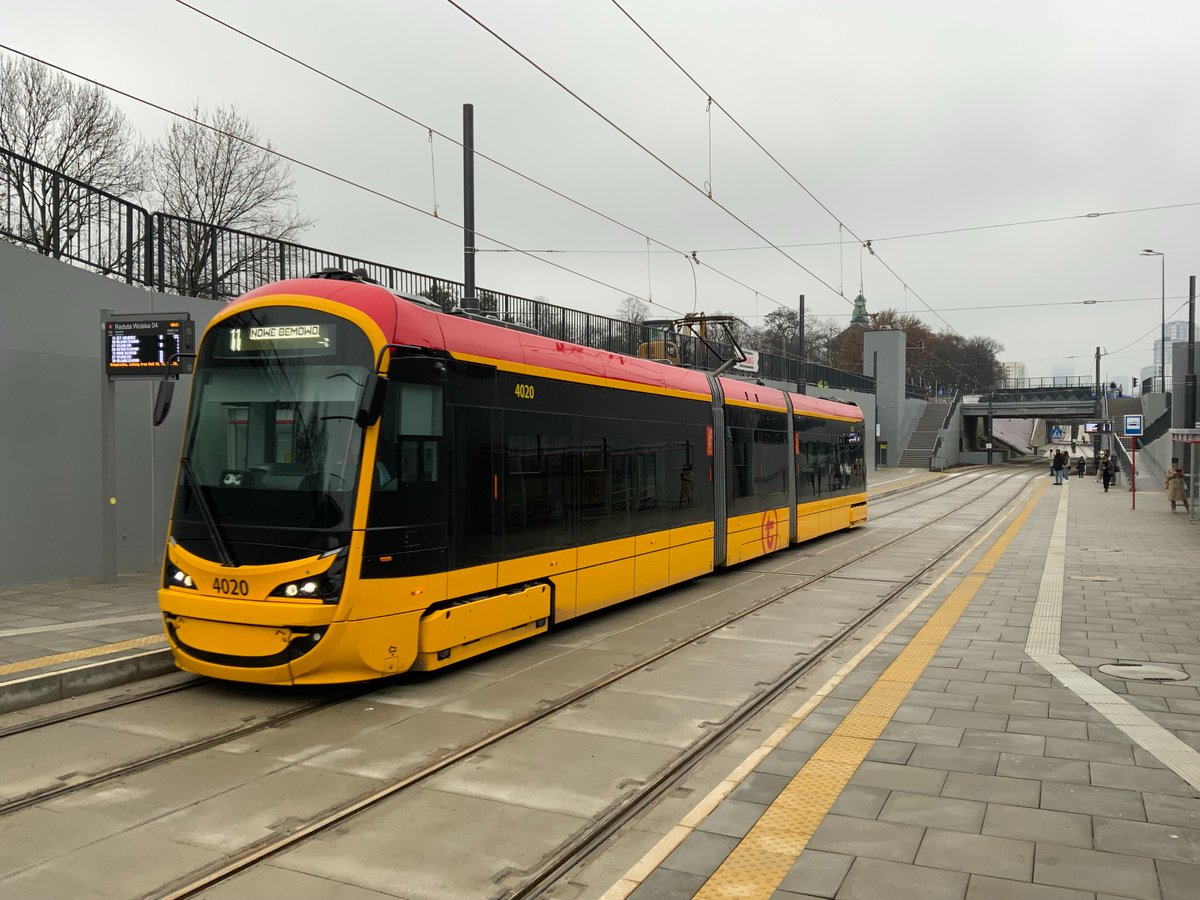 STRABAG_PL's tweet image. 🗓️ 5 marca oddaliśmy do użytku kluczową dla @warszawa nową inwestycję tramwajową realizowaną dla @TramwajeW. 1,5 kilometra nowej trasy umożliwi mieszkańcom Warszawy dojazd do centrum w dziesięć minut!
#STRABAG #WorkOnProgress #TramwajNaKasprzaka