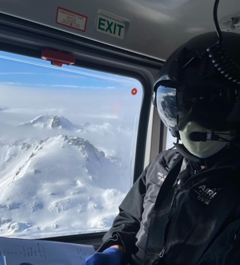 Nurses Jenna and Paul returning 'over the top' to Eastern Washington after a transfer to UW Medicine. Airlift Northwest serves the residents of Washington from 6 rotor wing bases placed throughout the state. Learn more at bit.ly/3wPeRGv #Savinglivestogether #UWMedicine