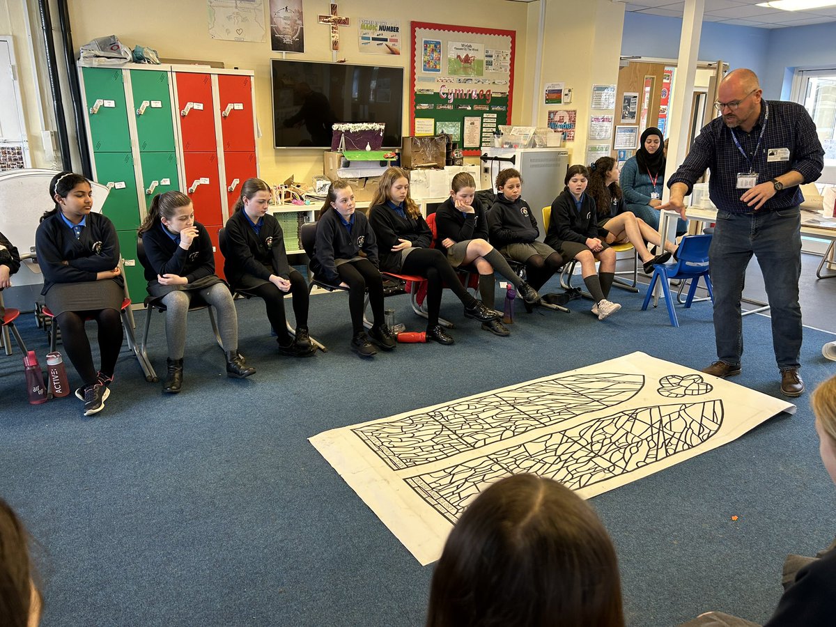 stjpenarth's tweet photo. #STJYear6 took part in a Stained-Glass Window Workshop with @ChristianPRyan. We explored the stages of making a window and the techniques involved from the cartoon to the cutting, painting and fixing with lead. We even got to cut the glass! Diolch yn fawr Mr Ryan ⭐️🌟 https://t.co/6BJpMyhbdH