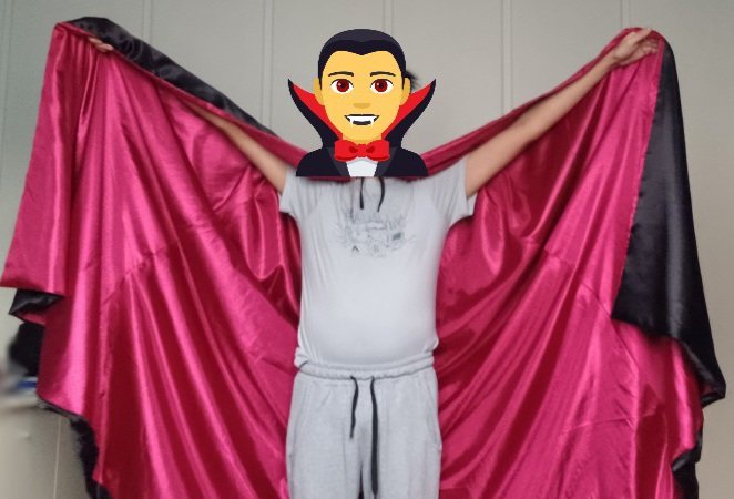 Vampire_Lover89's tweet photo. I love to wear a cloak and make... WHOOSH 🧛🏽‍♂️
#Vampire #VampireCape #VampireCloak #DarkCape #DarkCloak #BlackCape #BlackCloak #ILoveCapes #ILoveCloaks #ILoveCape #ILoveCloak https://t.co/k9cQPOILDv