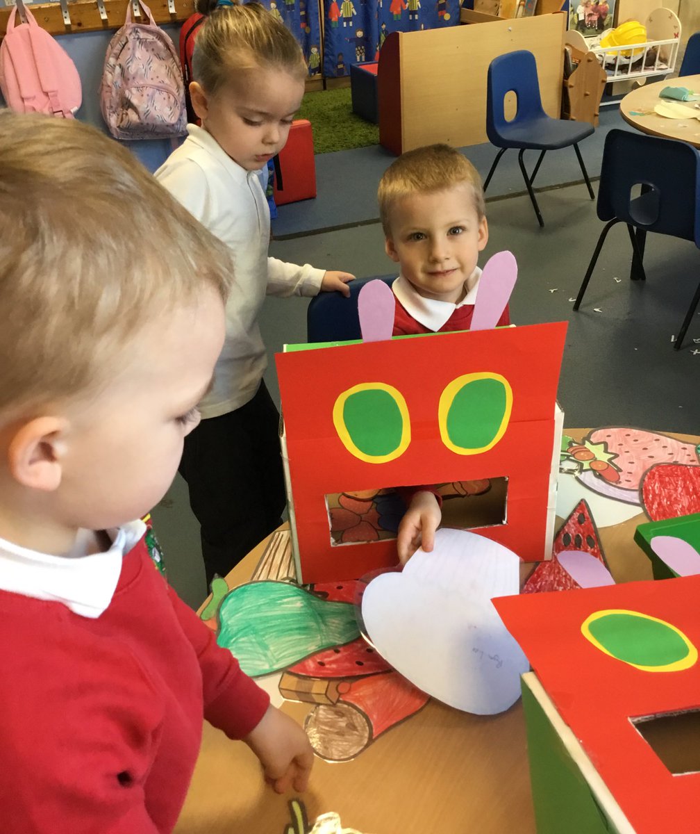 NurseryOPS's tweet image. Lots of fun exploring our environment! This week our learning is all about the very hungry caterpillar and  understanding the life cycle of a caterpillar🦋🐛
#opsscience
#lifecycles
#theveryhungrycaterpillar
#playlearnandgrowtogether