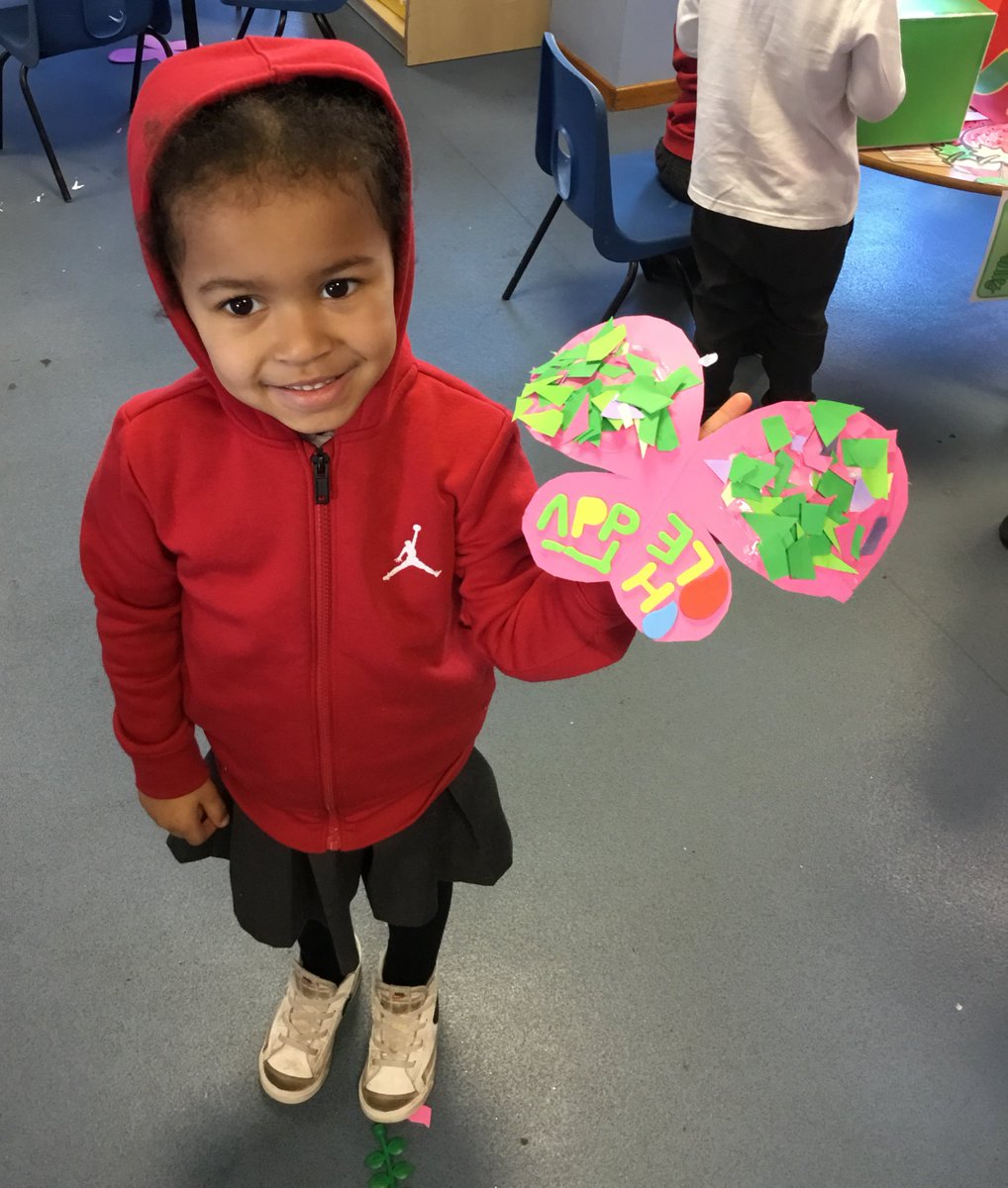 NurseryOPS's tweet image. Lots of fun exploring our environment! This week our learning is all about the very hungry caterpillar and  understanding the life cycle of a caterpillar🦋🐛
#opsscience
#lifecycles
#theveryhungrycaterpillar
#playlearnandgrowtogether