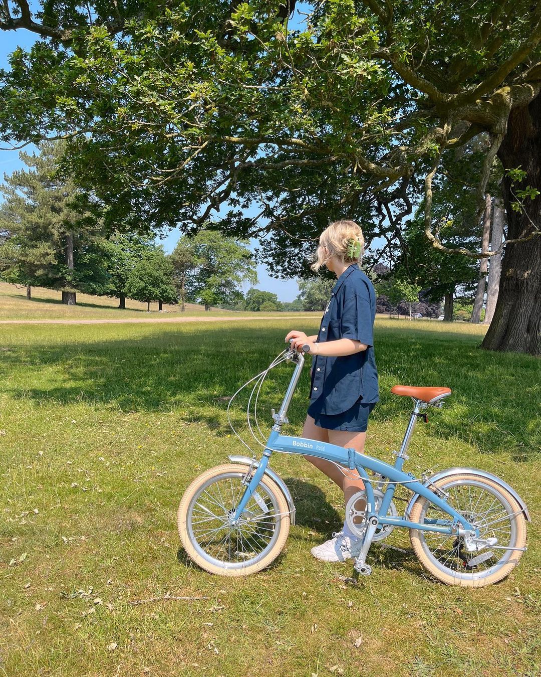 Bobbin outlet folding bike