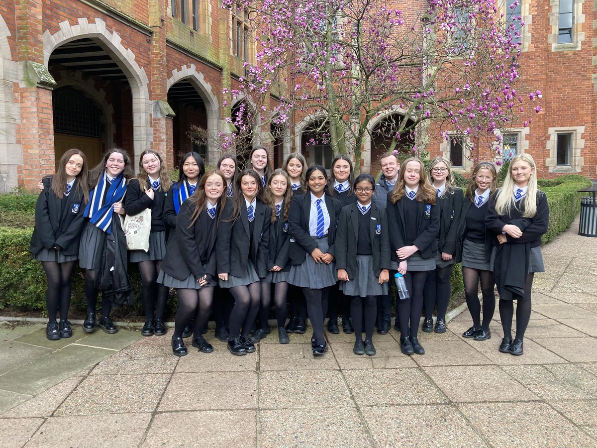 OLSPCK RE tweet media