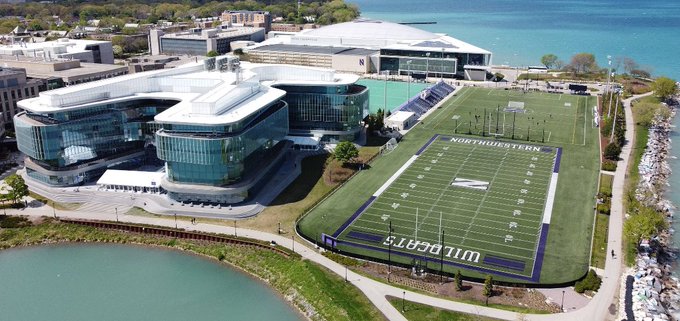 GH6l0sRWkAACIa5?format=jpg&name=small