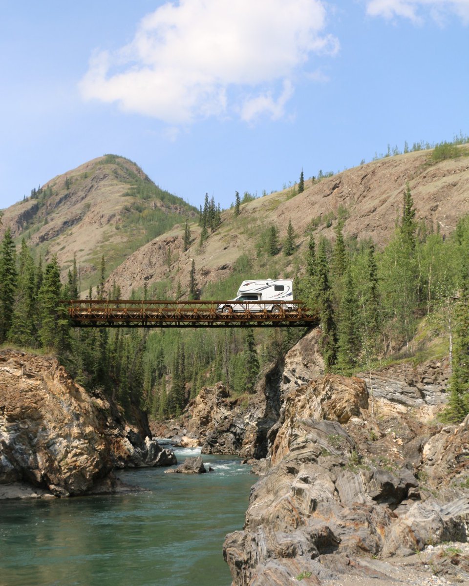 Take a guess: In which province are we here? 🌄
__________________
📷 Maya Schweiss

#travelcanada #explorecanada #fraserwayrv #fraserwayrentals #homeonwheels #canada