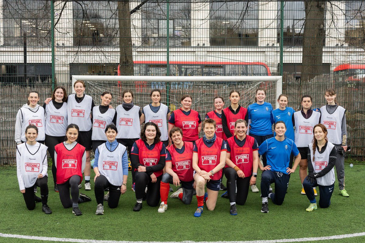 UKWPFC's tweet image. Thanks @camdentownwfc @PitchingIn_
A great way to start the day #thisgirlcan