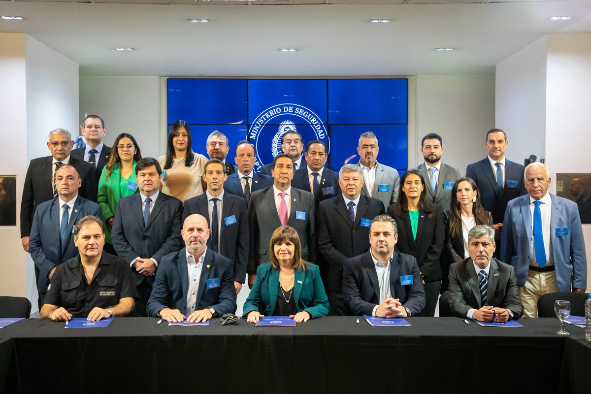 Patricia Bullrich tweet media