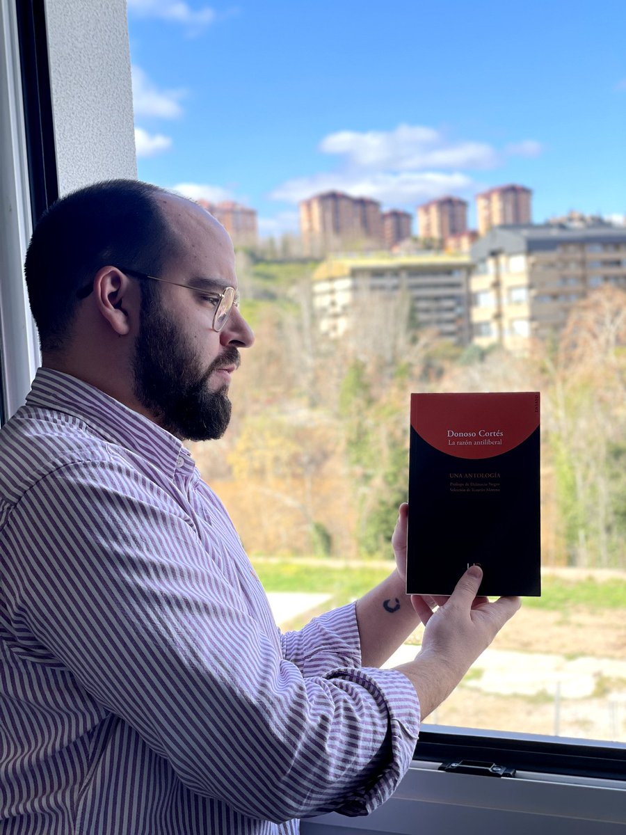 Ahora sí... Por fin en mis manos la antología de textos "Donoso Cortés. La razón antiliberal", con prólogo de Dalmacio Negro y selección e introducción de un servidor. Editada por Manuscritos. Primer número de la colección UBI SUNT dirigida por <a href="/PuraVirtud/">Pura Virtud: Cine y Literatura</a>.