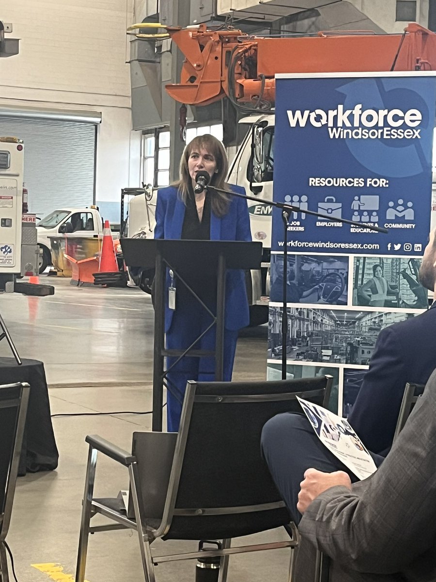 This morning, Workforce WindsorEssex launched its EV Sector Talent Development, Attraction, and Retention Toolkit at @ENWINUtilities Thank you to our speakers, Garry Rossi, President and CEO at ENWIN, Vito Granmatico, Senior Economic Development Officer at @CityWindsorON and…