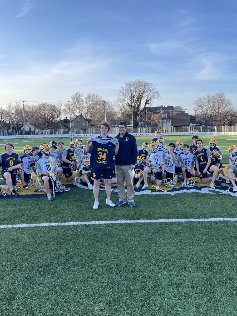 Thank you to Pat Valletta ‘05, for stopping by to announce this years recipient to honor the life and legacy of Jim Skerl ‘74. Defenseman and student body VP, Stephen Tirpak.