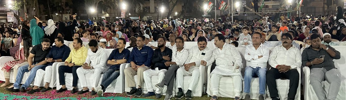 sanjaynirupam's tweet image. लोकसभा चुनाव का आग़ाज़।
मुंबई यूथ कॉंग्रेस के नवनियुक्त कार्याध्यक्ष सूफ़ियान हैदर द्वारा आयोजित कार्यक्रम में आज शाम।
#JuhuGalli
#AndheriWest
