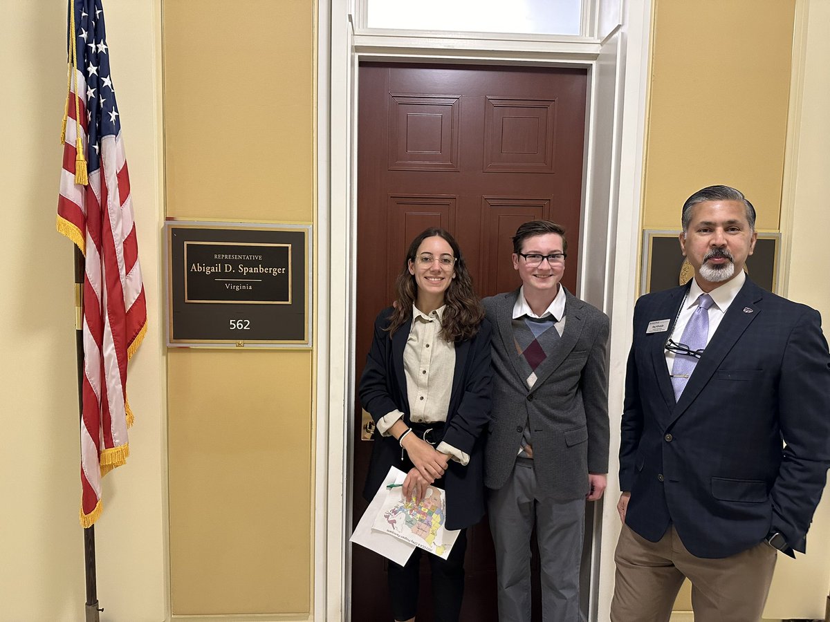 Kicking off ASA-CSSA-SSSA Congressional Visit Day with visit to Abigail Spanberger’s office. #SupportAgResearch