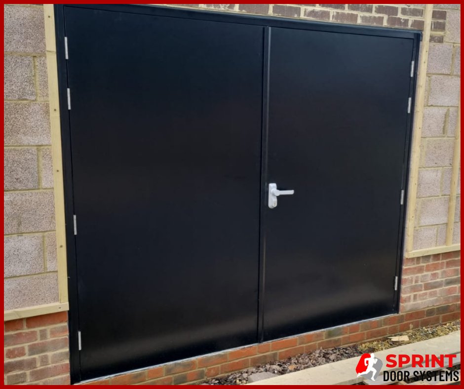 Sprintdoorsuk's tweet image. 🚀 Transforming @NorthwayPorsche Reading with top-notch @StrongdorL steel fire exit doors! Safety &amp;amp; style go hand-in-hand under Paolo Granzotto's expert eye. 🚗🔒 #SafetyStyle #PorscheReading

📞 01923 350045 | 🔗 More: linktr.ee/sprintdoorsyst…