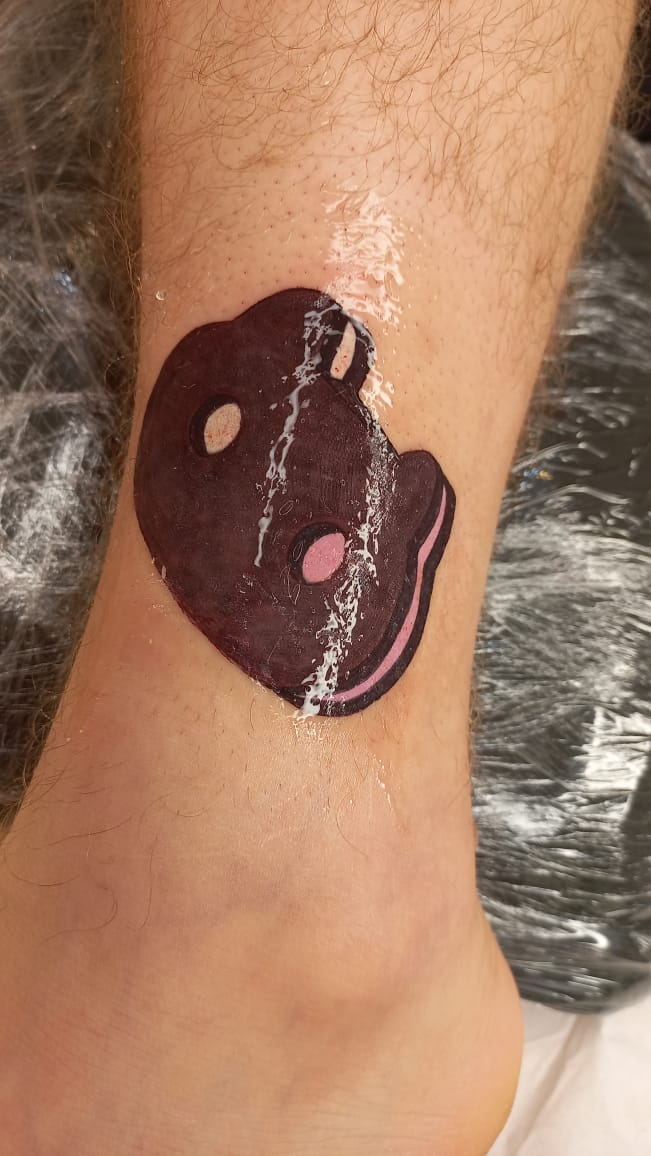 avalonink_'s tweet image. Primeira tatuagem de Steven Universo ✨