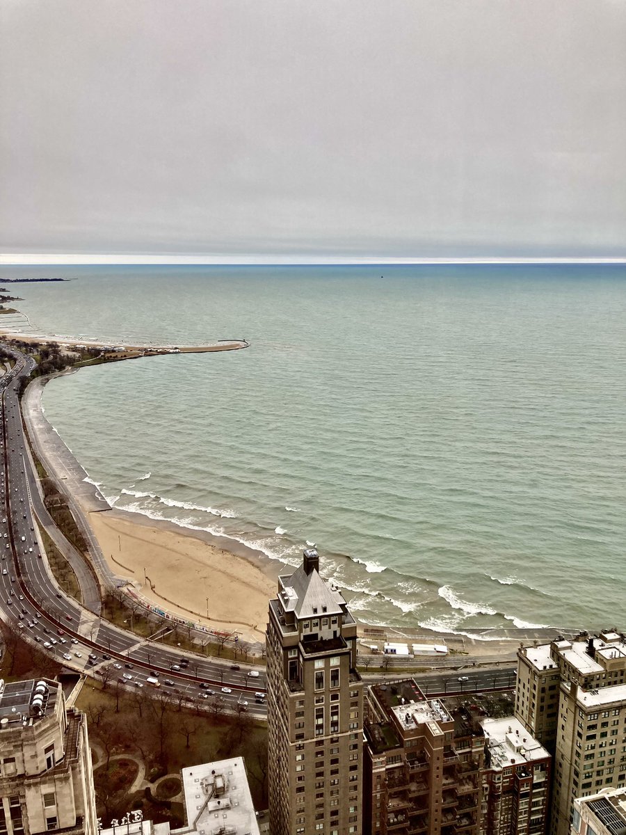 EnriqueMazzola's tweet photo. Change of weather and back to winter.

Time to go to @LyricOpera.

My #Chicago, I love you so much ♥️

#likechicago #onlinechicago #chicagohome #chicagolife #chicagolove #chicagostreets #lakeshore #chicagocity #chicagoland #windycity #chicagoartist #lakemichigan @PSMusicBerlin https://t.co/kPgPH9JOFS