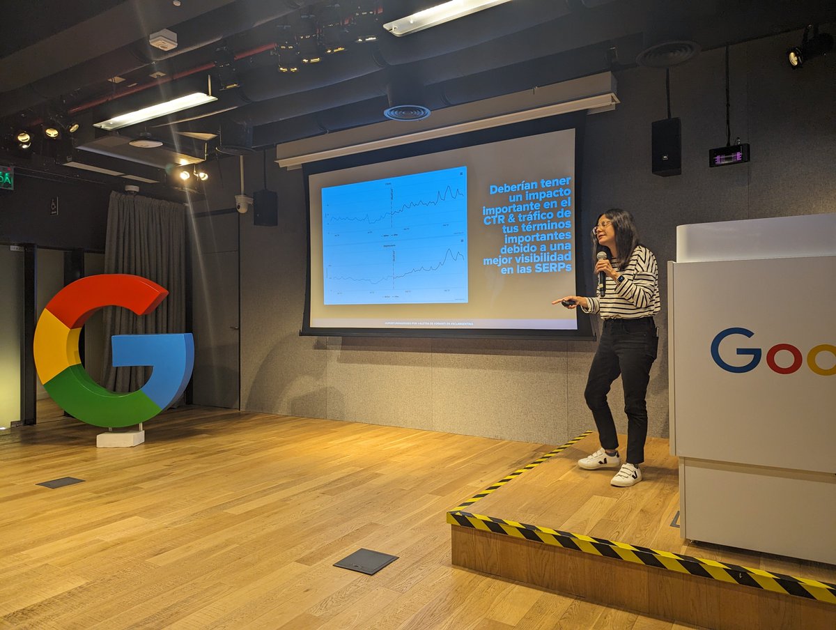 Closing #SCLArgentina with a whirlwind of a talk from <a href="/aleyda/">Aleyda Solis 🕊️</a>! 🤯