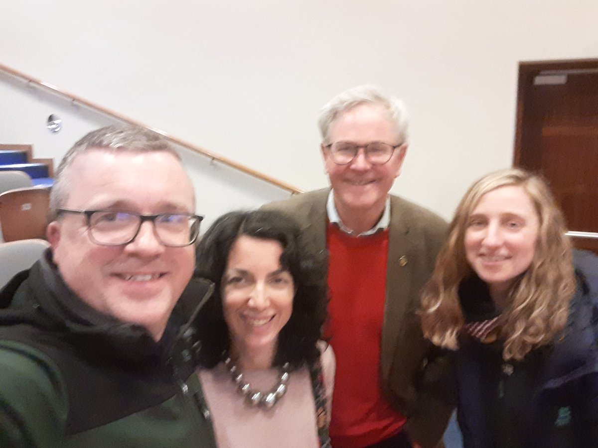 The @iten_ucc crew were at @NBGGlasnevinOPW yesterday evening to meet Dr Matthew Jebb to discuss the ITEN project and to hear his talk for #TreeWeek2024