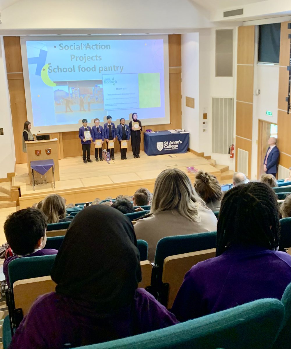 Fabulous to welcome 15 <a href="/UnitedLearning/">United Learning</a> primary schools to <a href="/StAnnesCollege/">St Anne's College</a> today. (Here’s <a href="/WHGSPrimary/">WHGS Primary</a> presenting in the afternoon!) Lots of amazing, articulate young speakers… <a href="/OxOutreach/">Oxford Undergraduate Admissions</a>