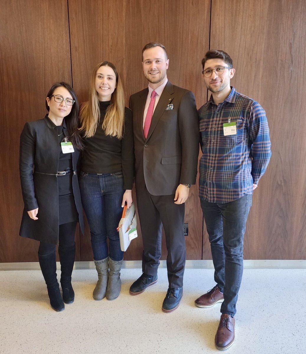 It was super exciting to be at SRSR meeting as a @uOttawa neuroscience grad student this last week! Honoured to witness briefing with @ChiefSciCan Dr. Mona Nemer Canada's Chief Science Advisor. Fascinated by what’s beyond science and microscopes! #SRSR #ScienceAdvocacy #Brain ☺️