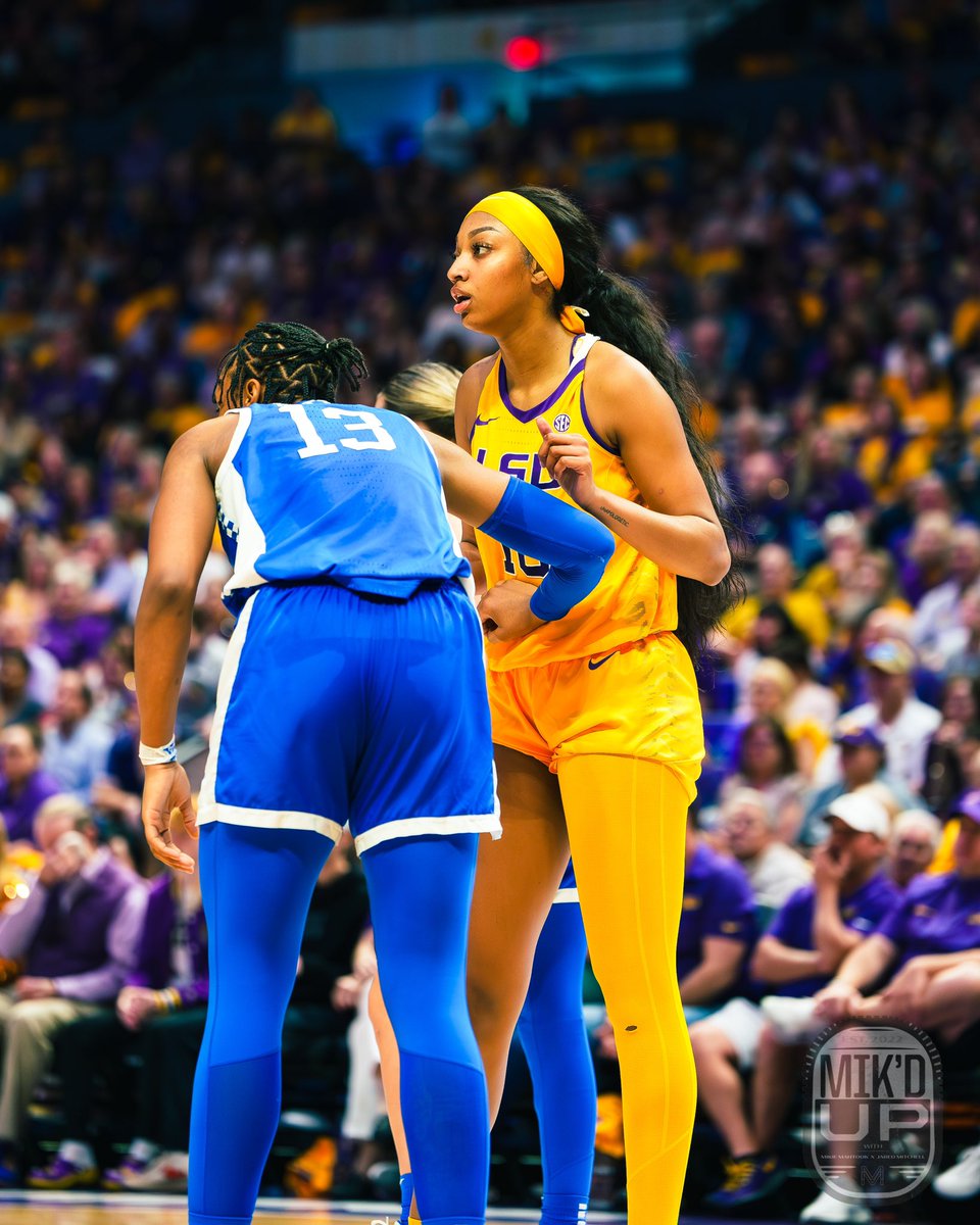Mikdup_8's tweet image. Angel Reese is the SEC Player of the Year🐯

Mikaylah Williams is the SEC Freshman of the Year🔥#LSU