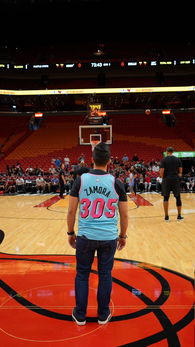 Happy #305day to the city that made me. Wish I was there to celebrate with you @305dayofficial . . . #miamiboy #HeatNation #305miami #305tillidie #MrMiami #justakidfrommiami #Saguesera #305forlife #305cafecito #miamiheat #TheYumYumFoodie