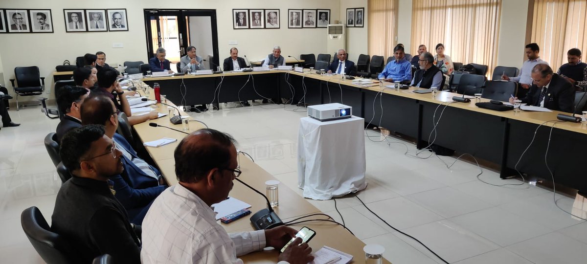 Productive review meeting today at INSA, New Delhi, chaired by Prof. Ashutosh Sharma, President, INSA and Dr Akhilesh Gupta, Head PCPM Division, assessing the year's progress of 8 CPRs & 10 SPRs for policy research.
 #INSA #policyresearch @IndiaDST